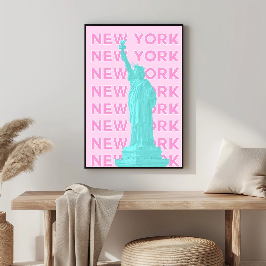 Tablou Canvas Statuia Libertatii in nuante vibrante pop-art | The Print Studio
