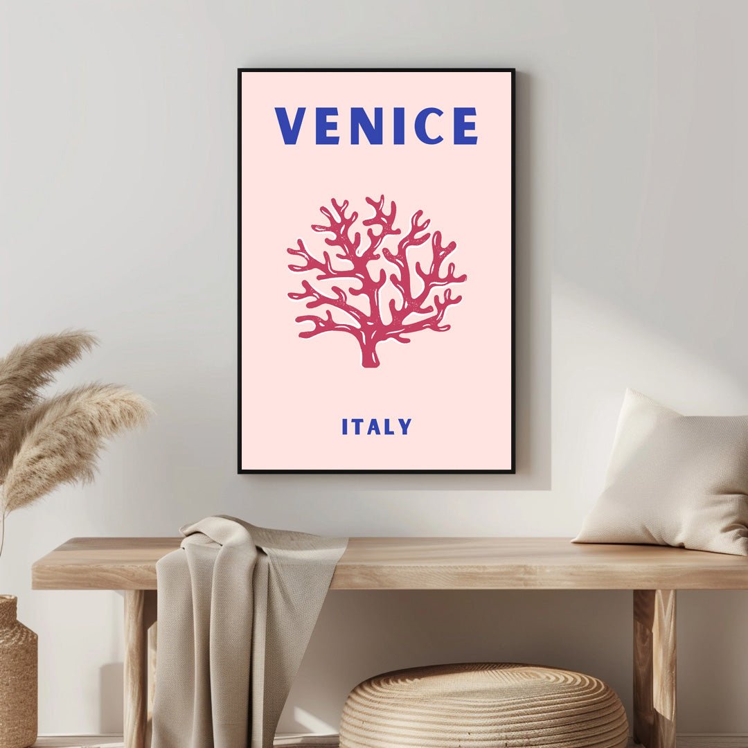 Tablou Canvas coral roz elegant pe fundal pastelat Venice | The Print Studio