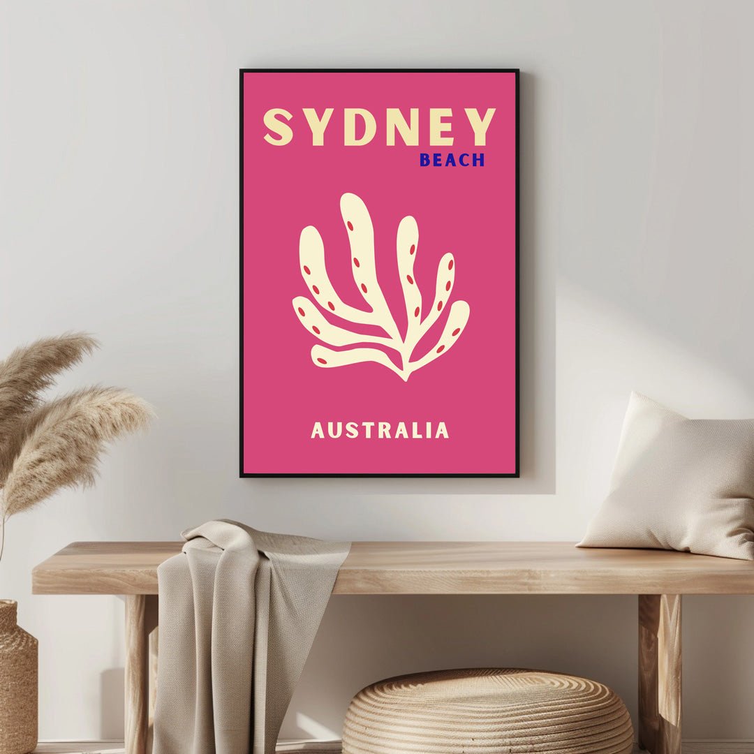 Tablou Canvas coral plutind vibrant in stil minimalist | The Print Studio