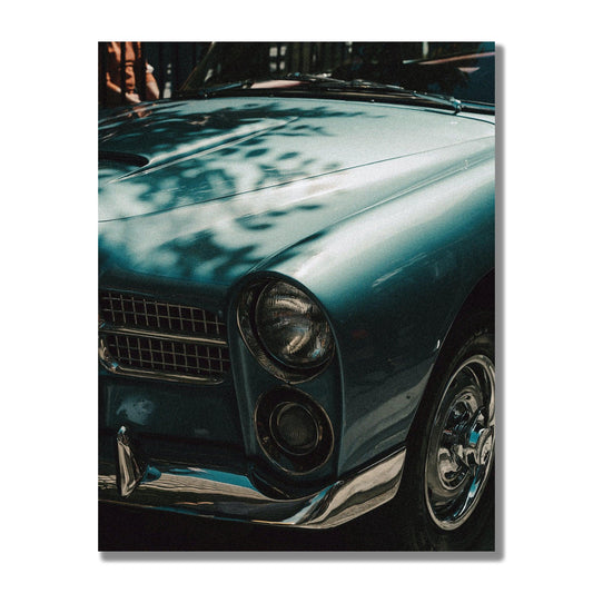 Tablou Canvas masina de epoca in lumina nostalgiei | The Print Studio