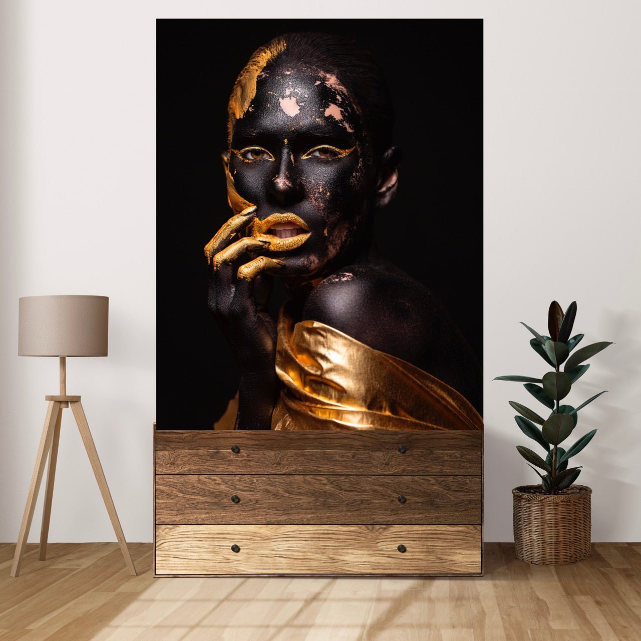 Tablou Canvas Black & Gold Eleganță Misterioasă Portret Artă Modernă