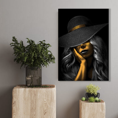 Tablou Canvas Black & Gold Eleganță Misterioasă Silhouette