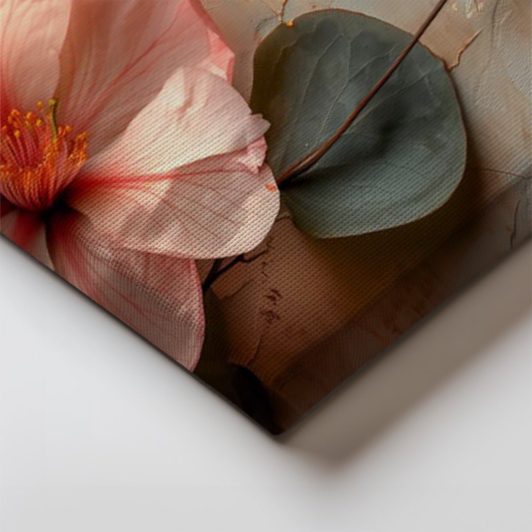 Tablou Canvas hibiscus roz si frunze verzi pe fundal rustic | The Print Studio
