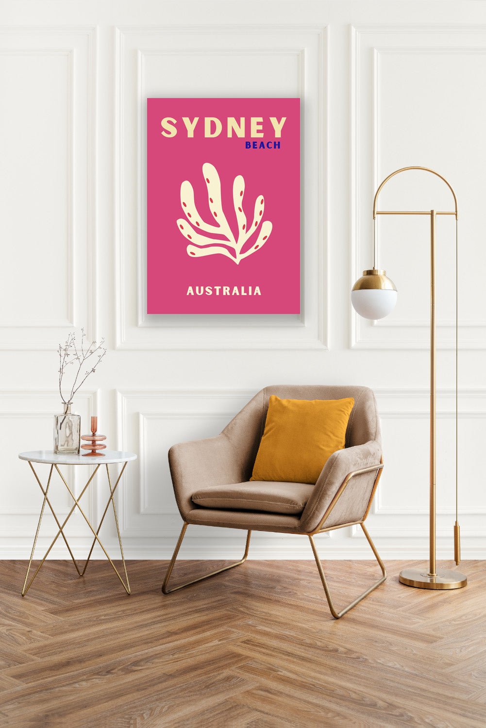 Tablou Canvas coral plutind vibrant in stil minimalist | The Print Studio