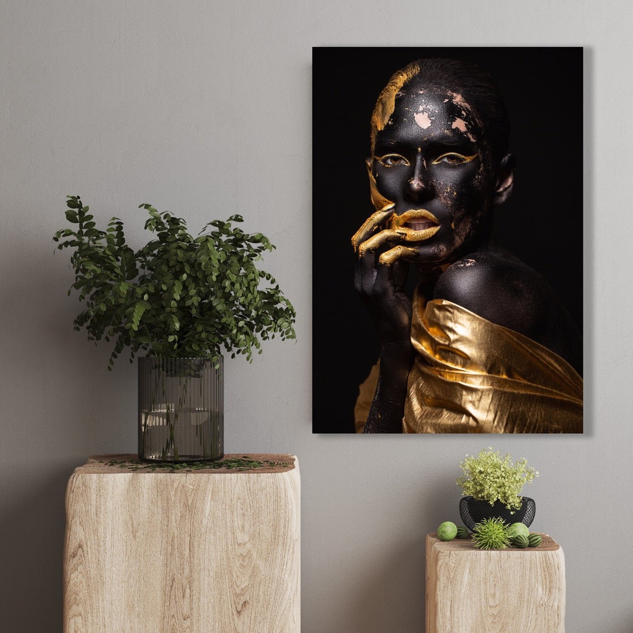 Tablou Canvas Black & Gold Eleganță Misterioasă Portret Artă Modernă