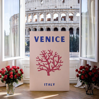 Tablou Canvas coral roz elegant pe fundal pastelat Venice | The Print Studio